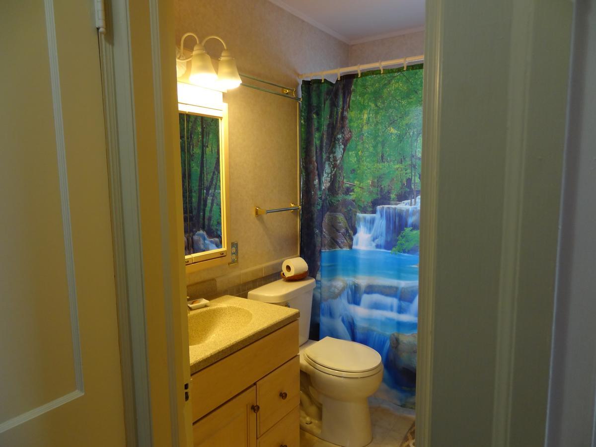 Covered By Faith Rentals -Storybook Home Ρότσεστερ Εξωτερικό φωτογραφία